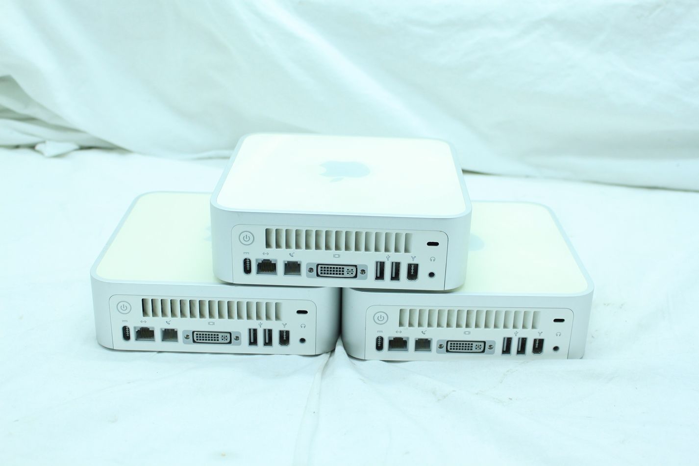 Lot of (3) Apple Mac Mini G4 Desktop Computer A1103 1.25Ghz/512MB/40GB 