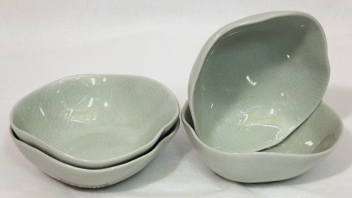 Atticus Pacific Coll Set of 4 Seafoam Fruit Bowls