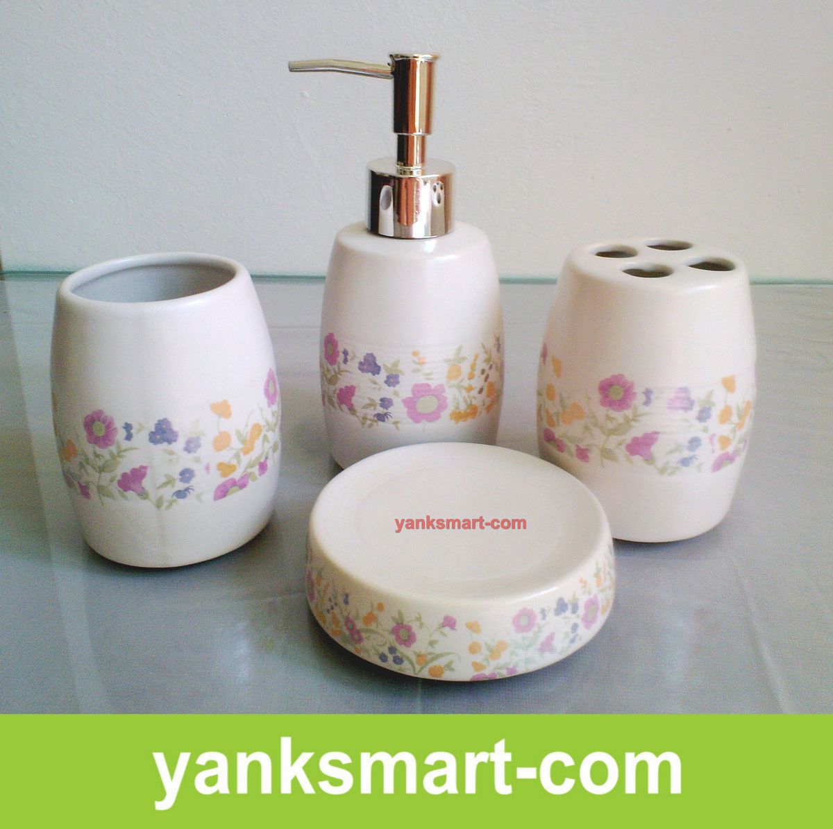Matte Process 4 Pieces Ceramic Bathroom Accessories Set Vanity 