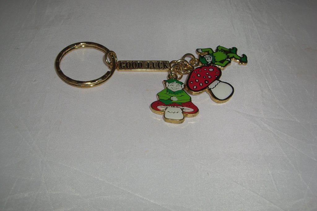 BRAND NEW GOOD LUCK BRASS KEYRING WITH 3 TRINKETS/CHARMS   ELF,PIXIE 