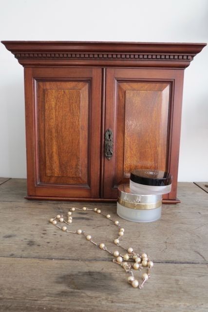   sewing cupboard cabinet mahogany box  393 57 