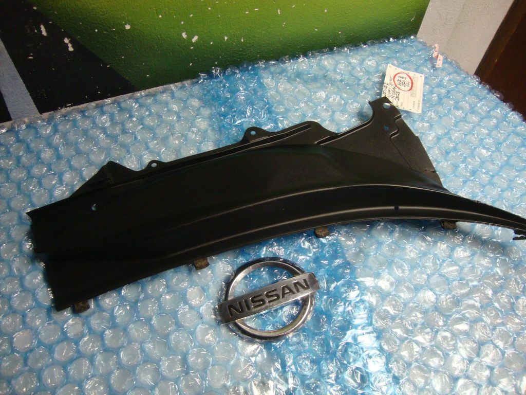 03 04 05 06 07 08 NISSAN 350Z PASSENGER RIGHT SIDE WIPER COWL COVER