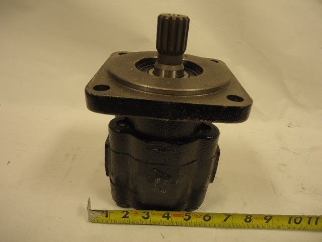 parker hydraulic commercial pump 3139310434 new  499