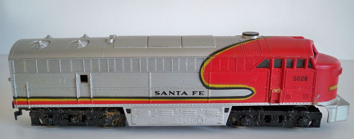 AHN Tempo Santa FE Engine Locomotive