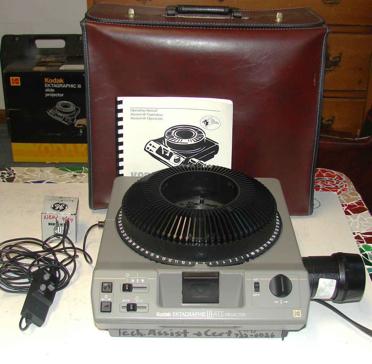 Kodak Ektagraphic III ATS Carousel Slide Projector