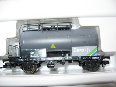 HO   Roco 44041 Tank Car Set Bayer entailing 4 Tank Cars   NIB