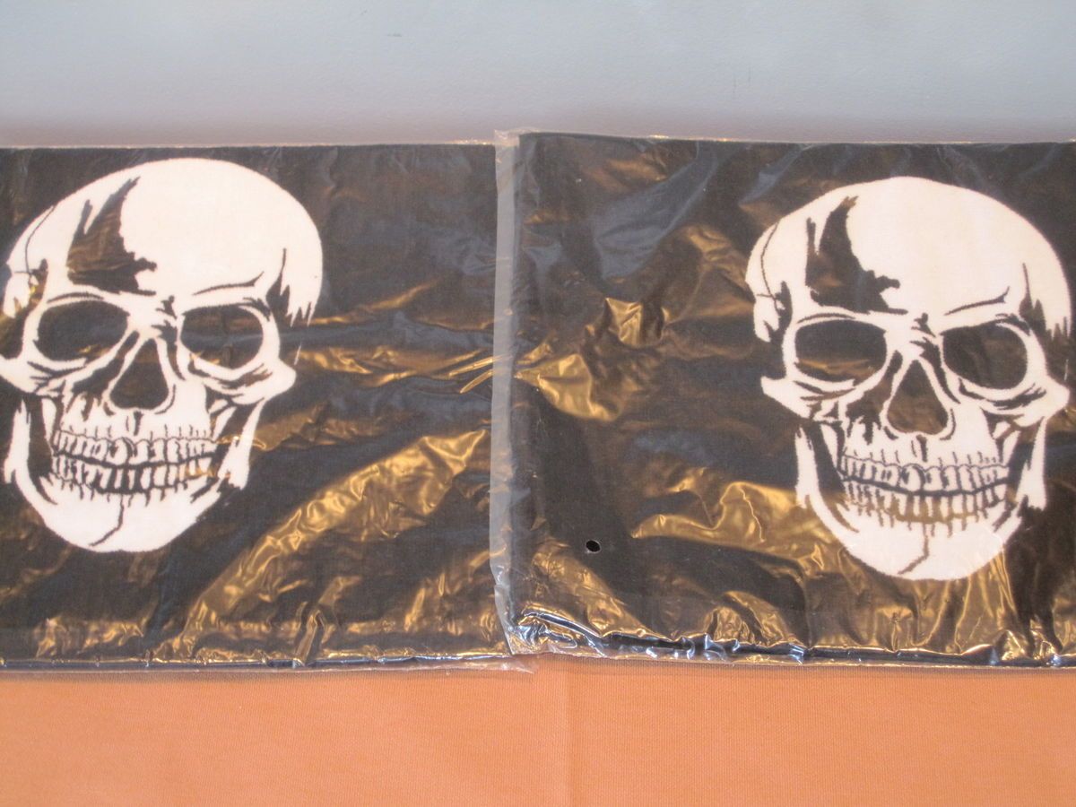   Monster Skull Halloween Kitchen Pirate Bathroom Hand Towels Set