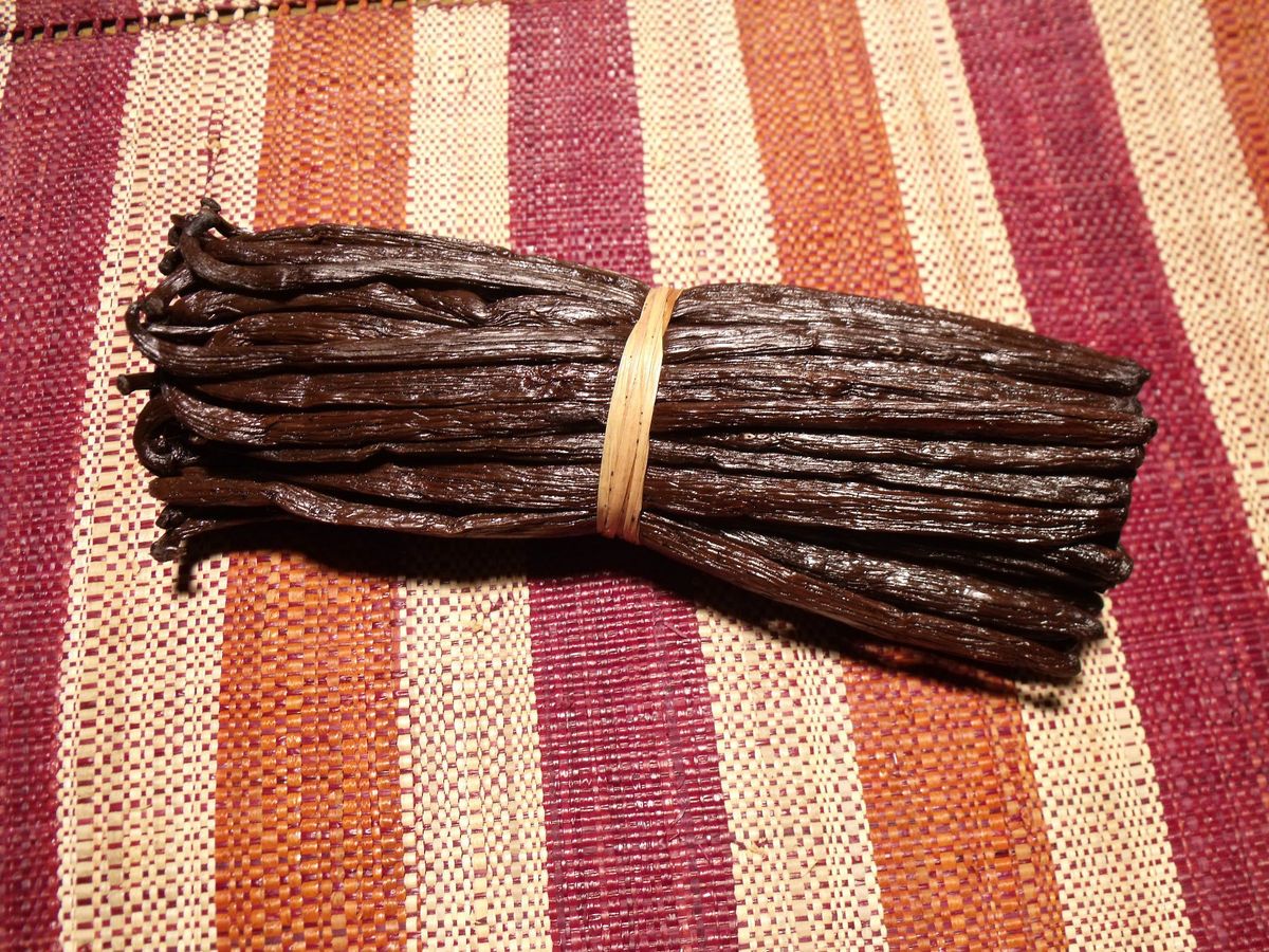 75 NEW MADAGASCAR BOURBON VANILLA BEANS 2012