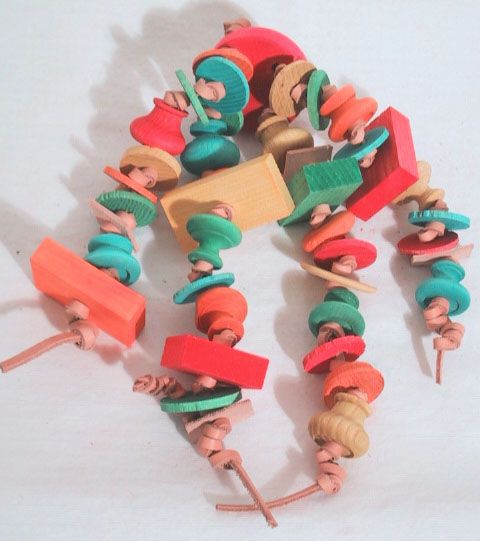 Bird Parrot Toys 40 Pcs   16 Ft of Leather On This Toy