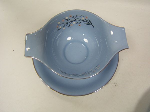 Homer Laughlin Bluemont Skytone Jubilee Gravy Boat