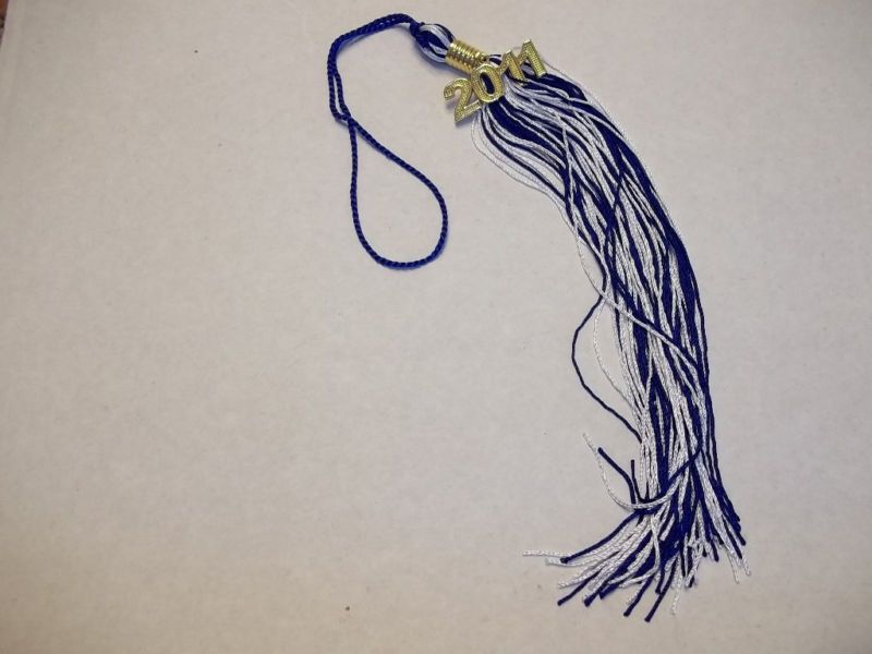 Univ of Kentucky Blue White Tassel 2010 or 2011