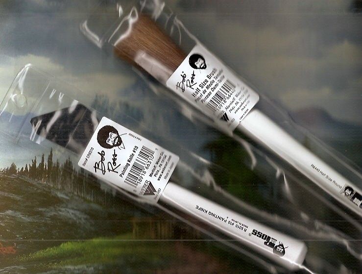 are bidding on bob ross 1 2 halfsize round brush r6440 and 10 painting 