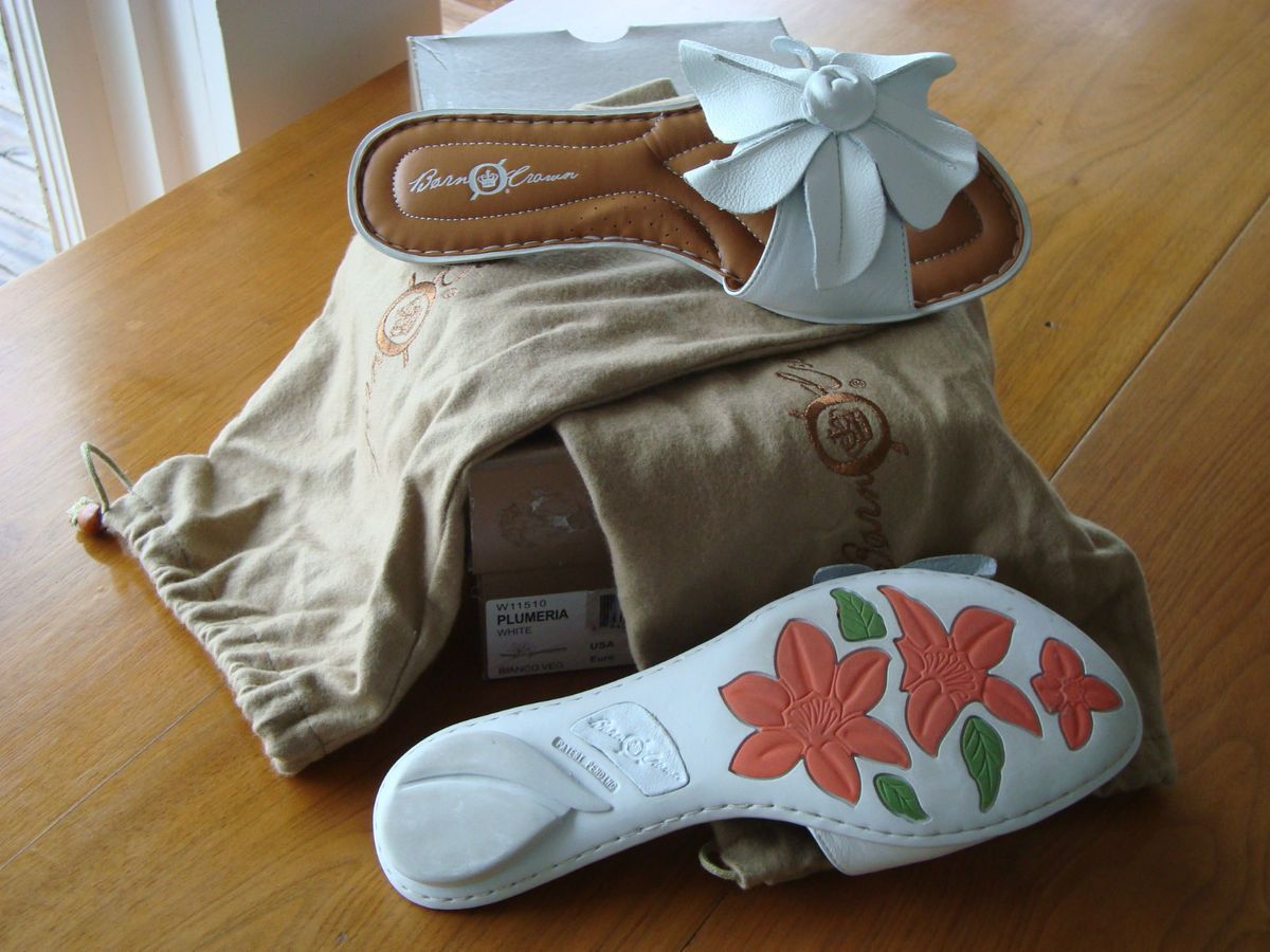 Born Crown White Plumeria Flower Slide on Sandals Box and Shoe Bags 