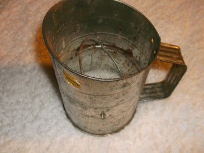 Bromwell Three Cup Bright Tim Crank Sifter Two Wire Agitator Vintage 