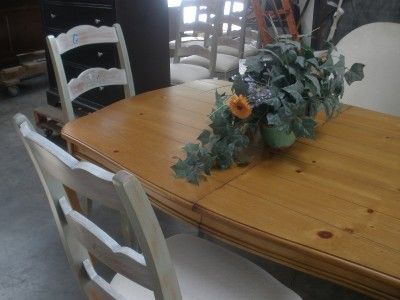 Thomasville Furniture Bridgehampton Country French Dining Table with 