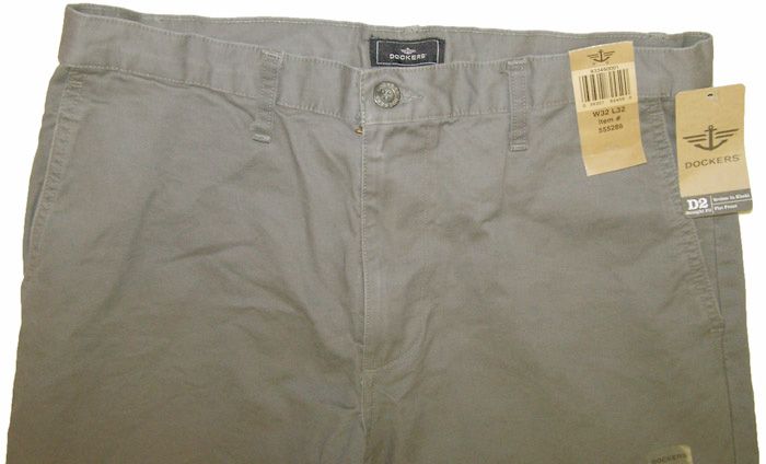 Dockers D2 Straight Fit Broken in Khaki Flat Front Pants Khaki