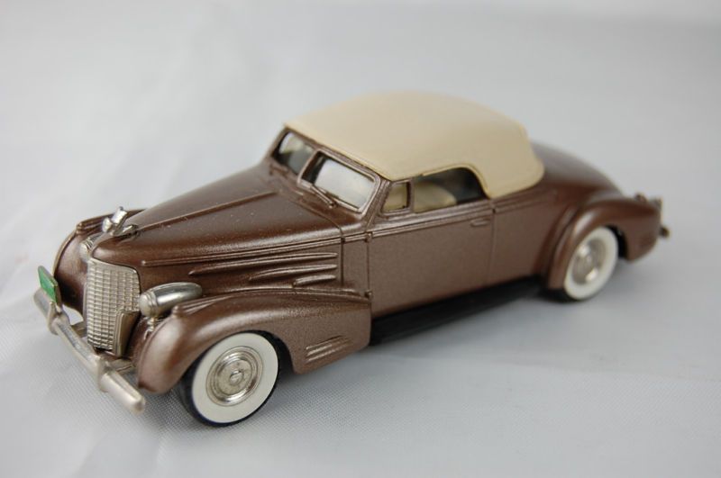 Brooklin Model 14 1940 Cadillac V16 Convertible Mint