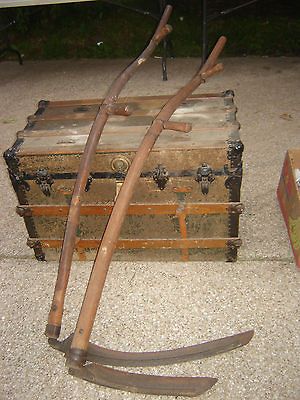 Farm Implement Tools Rare Pair of Antique Sickles Scythe Americana 