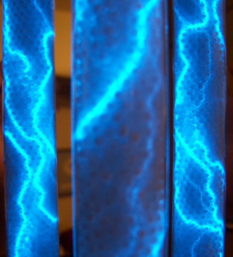    LIGHT LIGHTNING TUBE LAMP CRACKLE TUBE TESLA COIL Can You Imagine