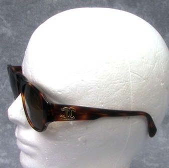 Vintage CHANEL Tortoise Round Frame Designer Sunglasses 0006