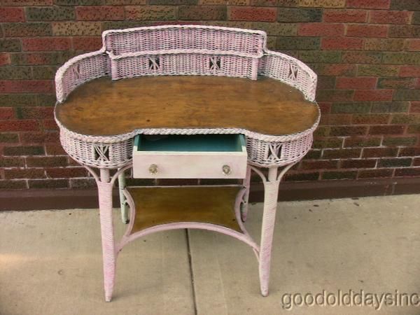 Antique Shabby Chic Wicker Writing Desk **LOOK**