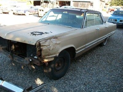  LH Outer 1967 1968 Imperial Chrysler Crown LeBaron 68CI1 1M