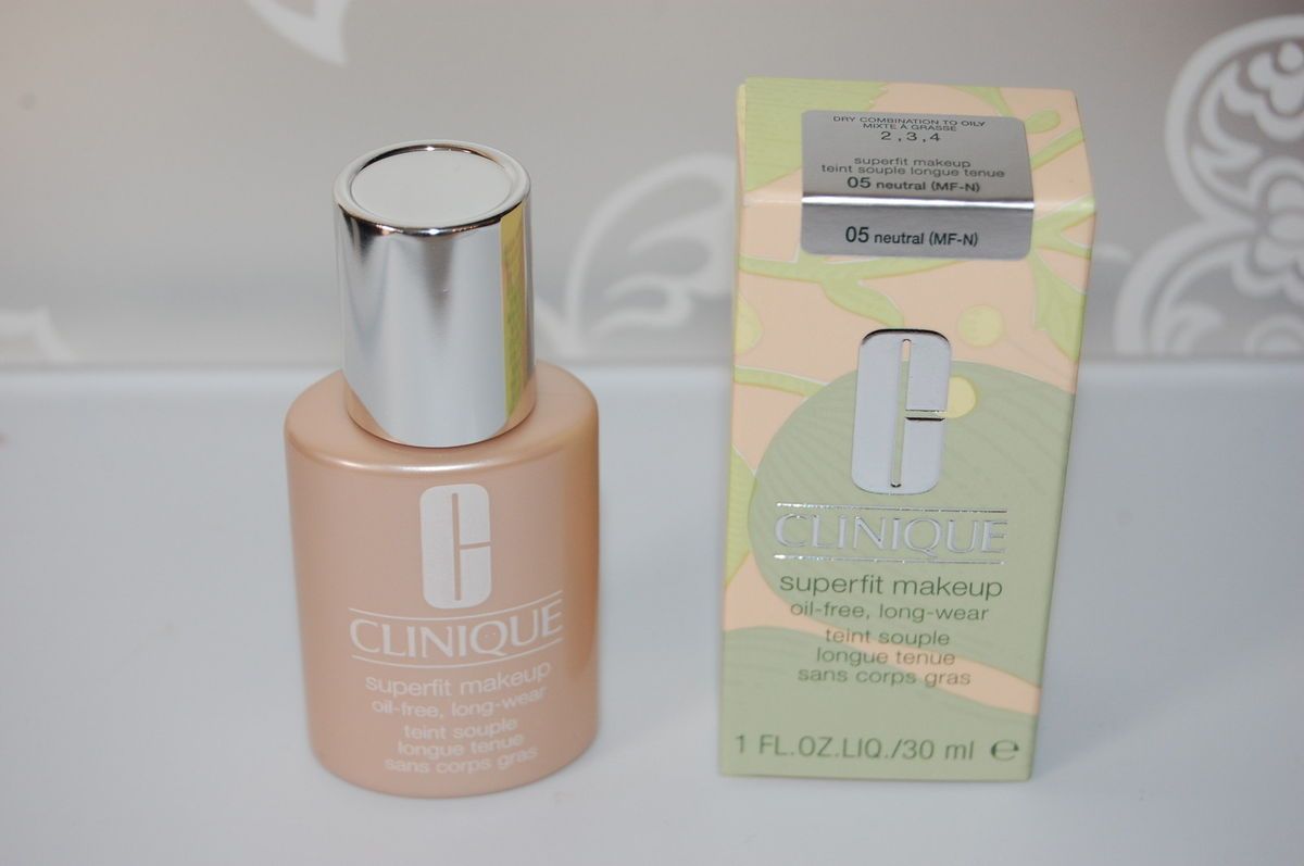 Clinique Superfit Makeup Oil Free Long Wear Foundation