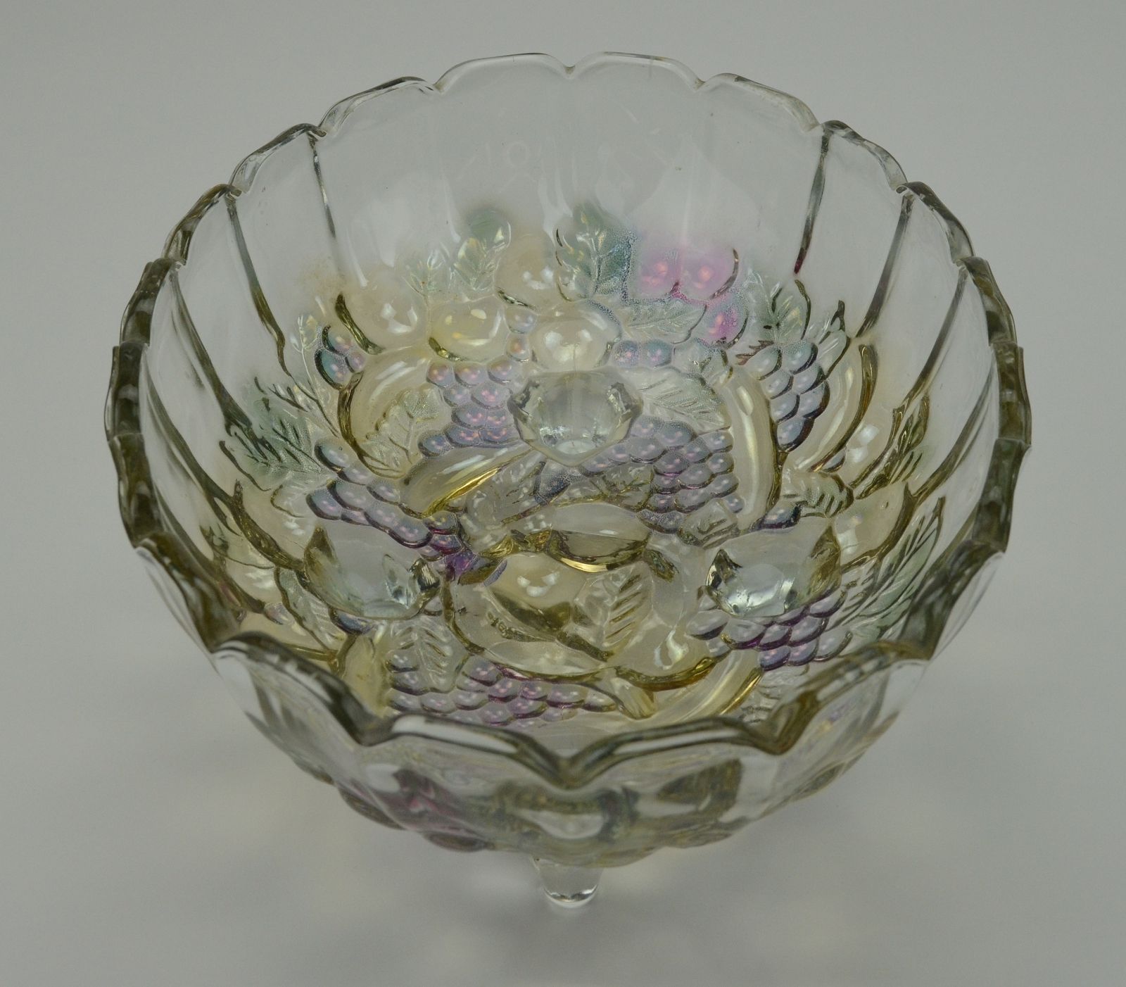 Indiana Glass Clear Footed Fruit Bowl Decorative Collectible Vintage