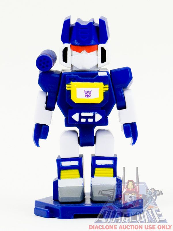 2003 Takara Japanese Transformers Myclone Soundwave figure Kubrick