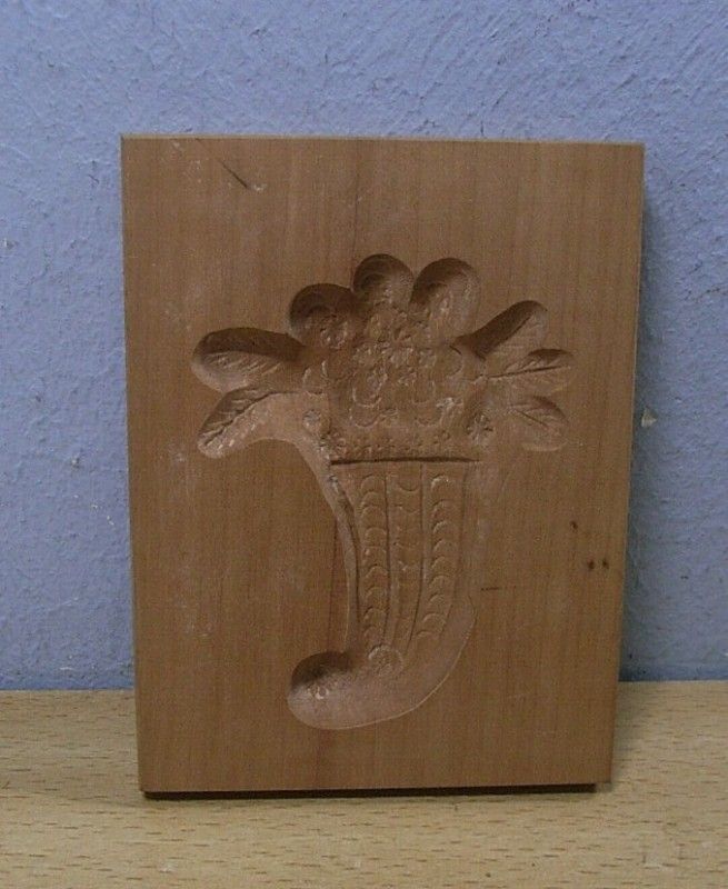 Vintage Wooden German SPRINGERLE Cookie Mold AN1