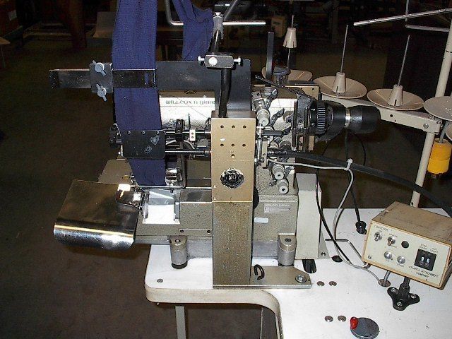   PEGASUS COVERSTITCH W R HAND KNIFE PULLER INDUSTRIAL SEWING MACHINE