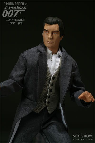 Sideshow 1 6 James Bond 12 Timothy Dalton Legacy Collection 30 cm