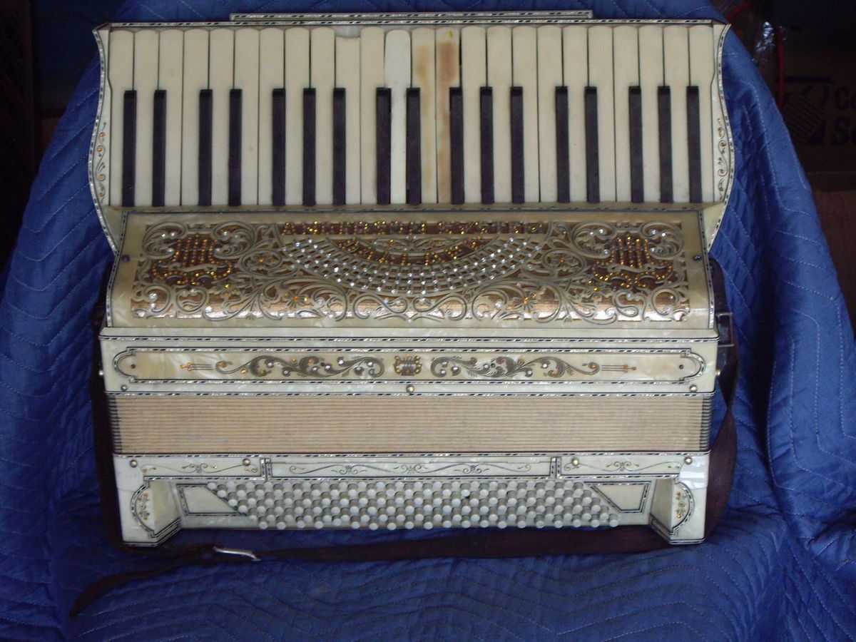 Vintage Anderson System Dallape Accordion