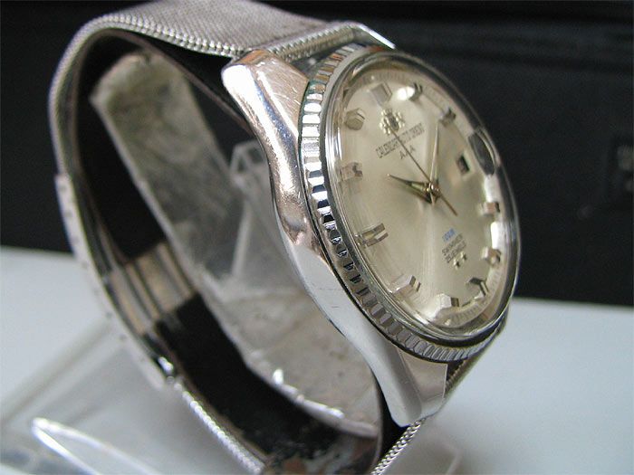 Vintage 1965 Orient Automatic Watch Calendar Auto Orient AAA 100M