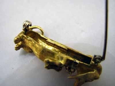 18K Yellow Gold Ruby Eyed Dachshund Brooch Pin A26368