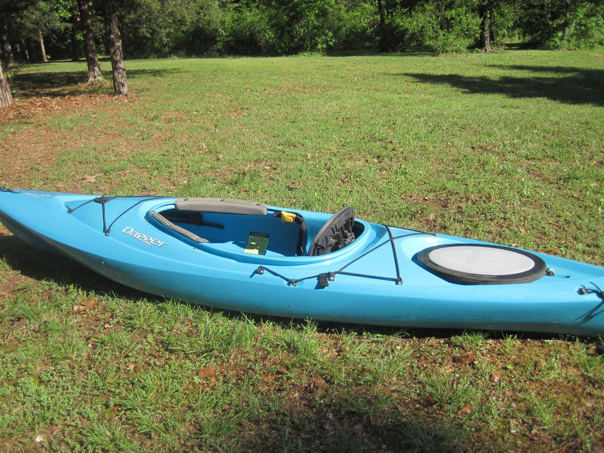  Dagger Blackwater 10 5 ft Kayak