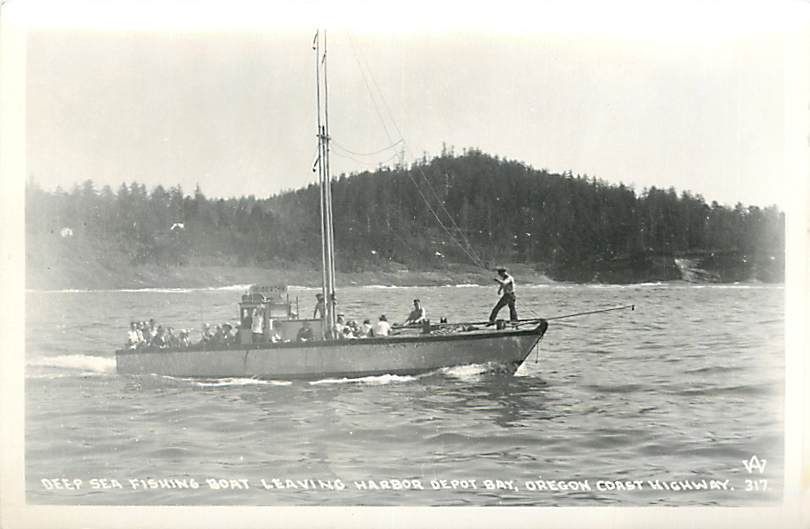 Or Depoe Bay Deep Sea Fishing Boat RPPC Very Early T895