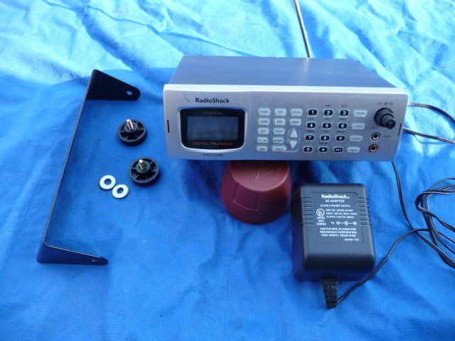  SHACK PRO 2096 DIGITAL TRUNKING POLICE SCANNER FIRE HAM MOBILE APCO 25