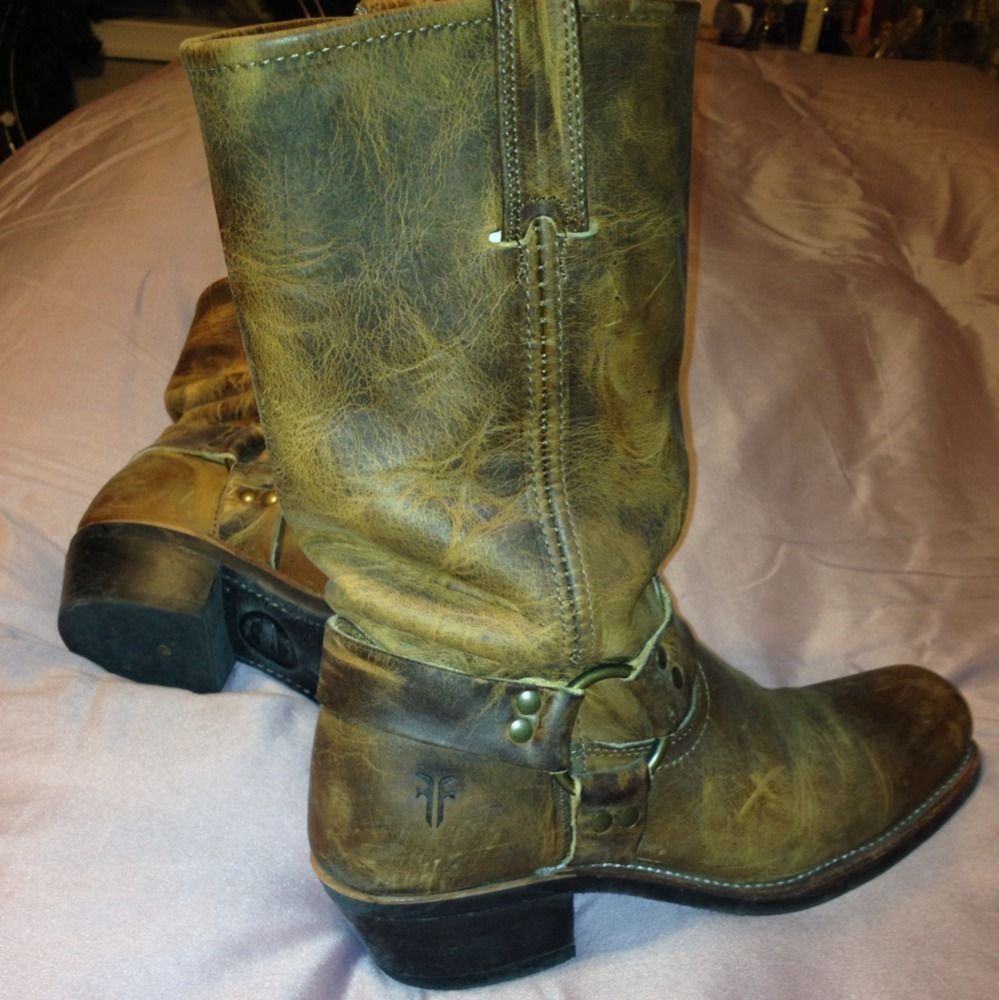  Frye Harness 12R Boots Women 10 Barely Worn