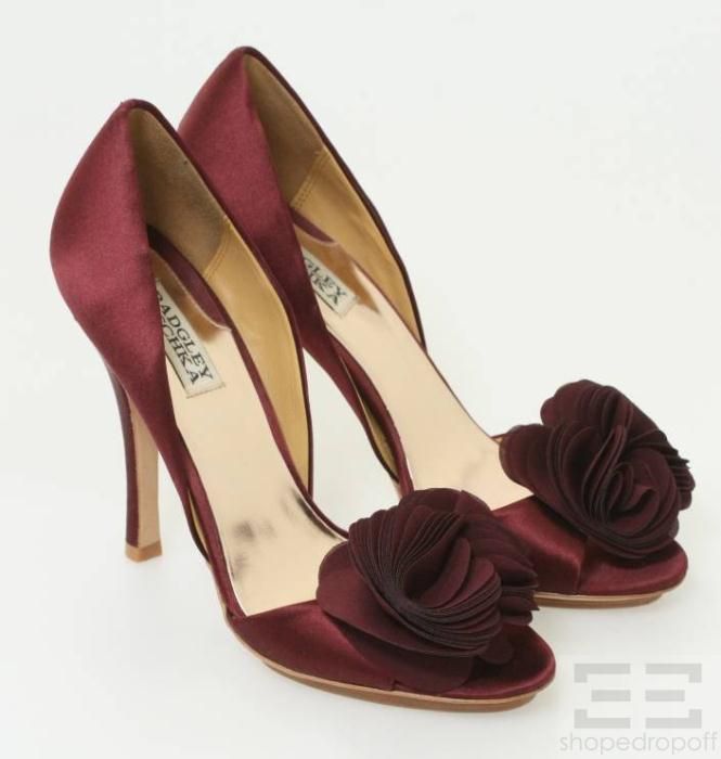 Badgley Mischka Burgundy Satin Rosette DOrsay Heels Size 9