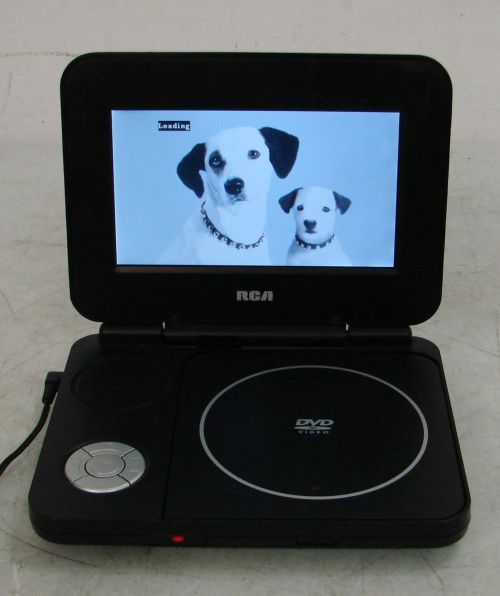 portable dvd player 7 in good condition works has some scratches