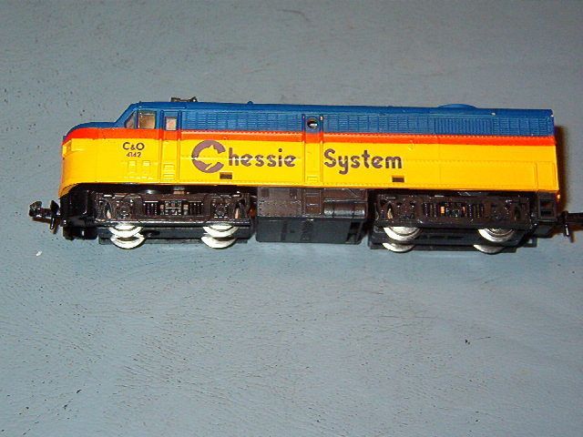 Model Power FA 2 Locomotive Chessie System # 4142