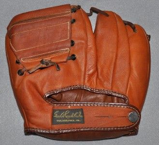 Awesome Bucky Walters Reach Baseball Glove Mitt Vintage