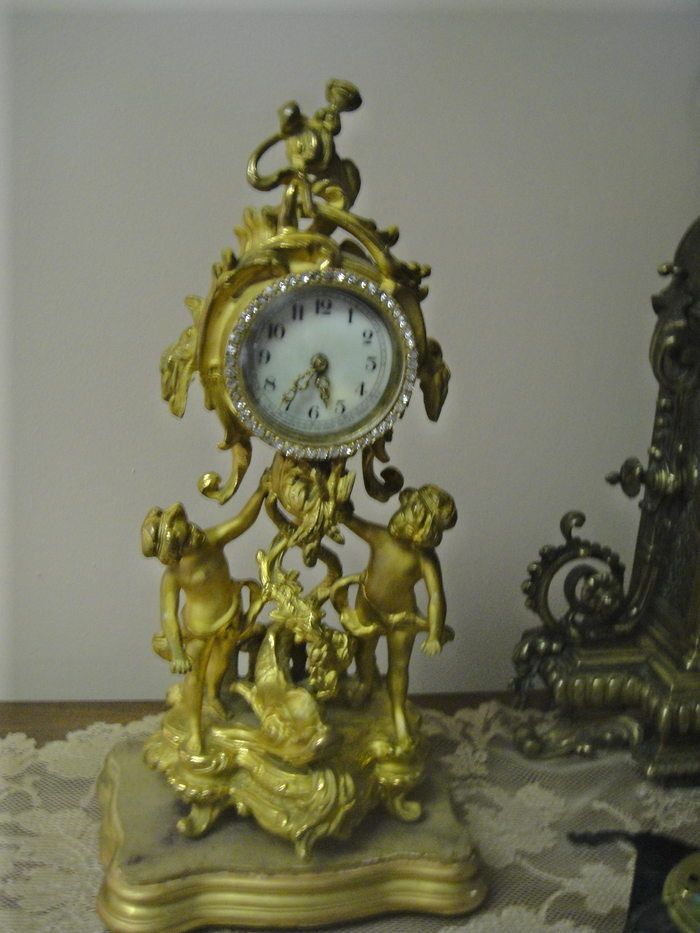 ANTIQUE NEW HAVEN CRITERION MANTEL CLOCK W RHINESTONES GORGEOUS