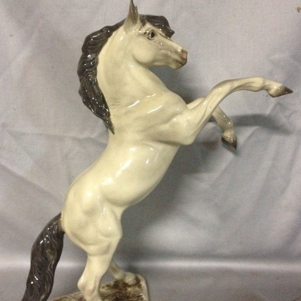  Hagen Renaker King Cortez Rearing Horse Gray