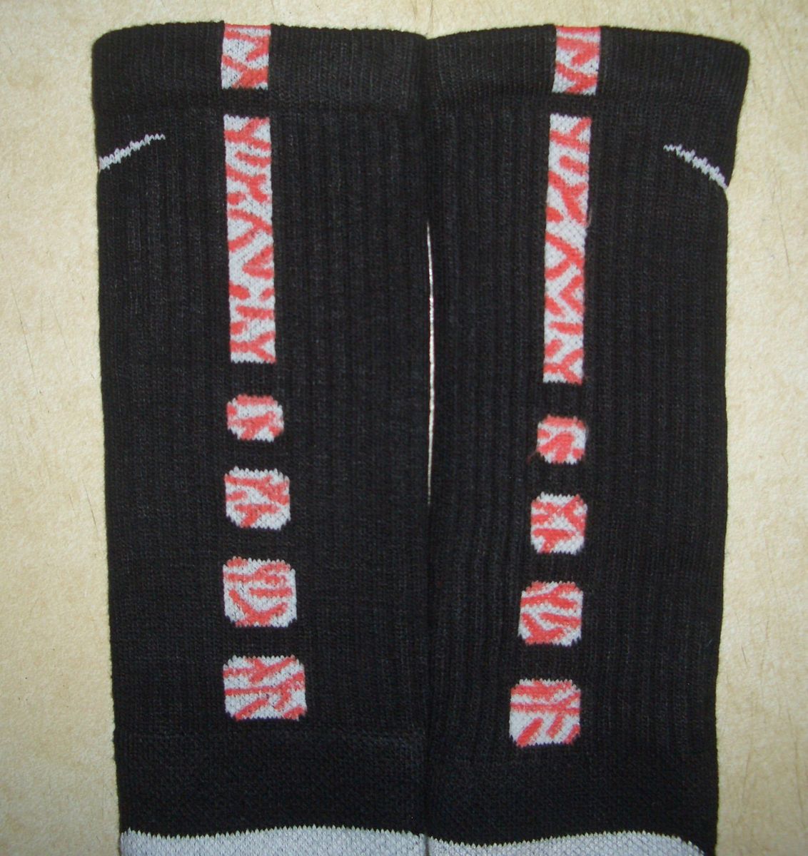 Nike Elite Basketball Socks Red Tiger Custom Large 8 12