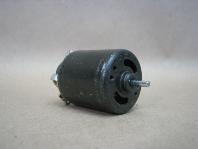 Vintage Yokomo Electric Motor RC Car Truck Buggy Part