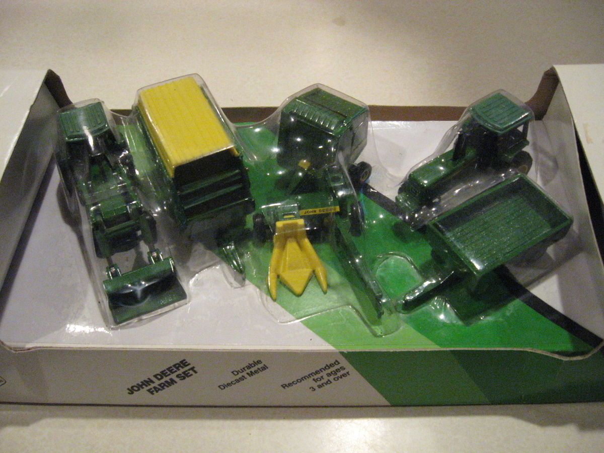 Ertl 1 64 Diecast Metal Farm Toy John Deere 6 Piece Farm Set 5514