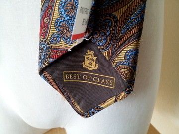 New Robert Talbott Best of Class Gold Red Paisley Tie