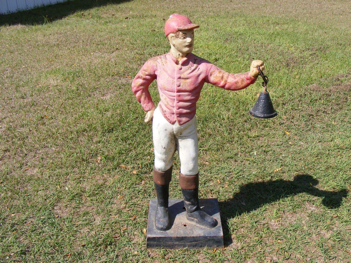 Antique Vtg CAST IRON Lawn Jockey Statue Garden Art Light PickUp Only